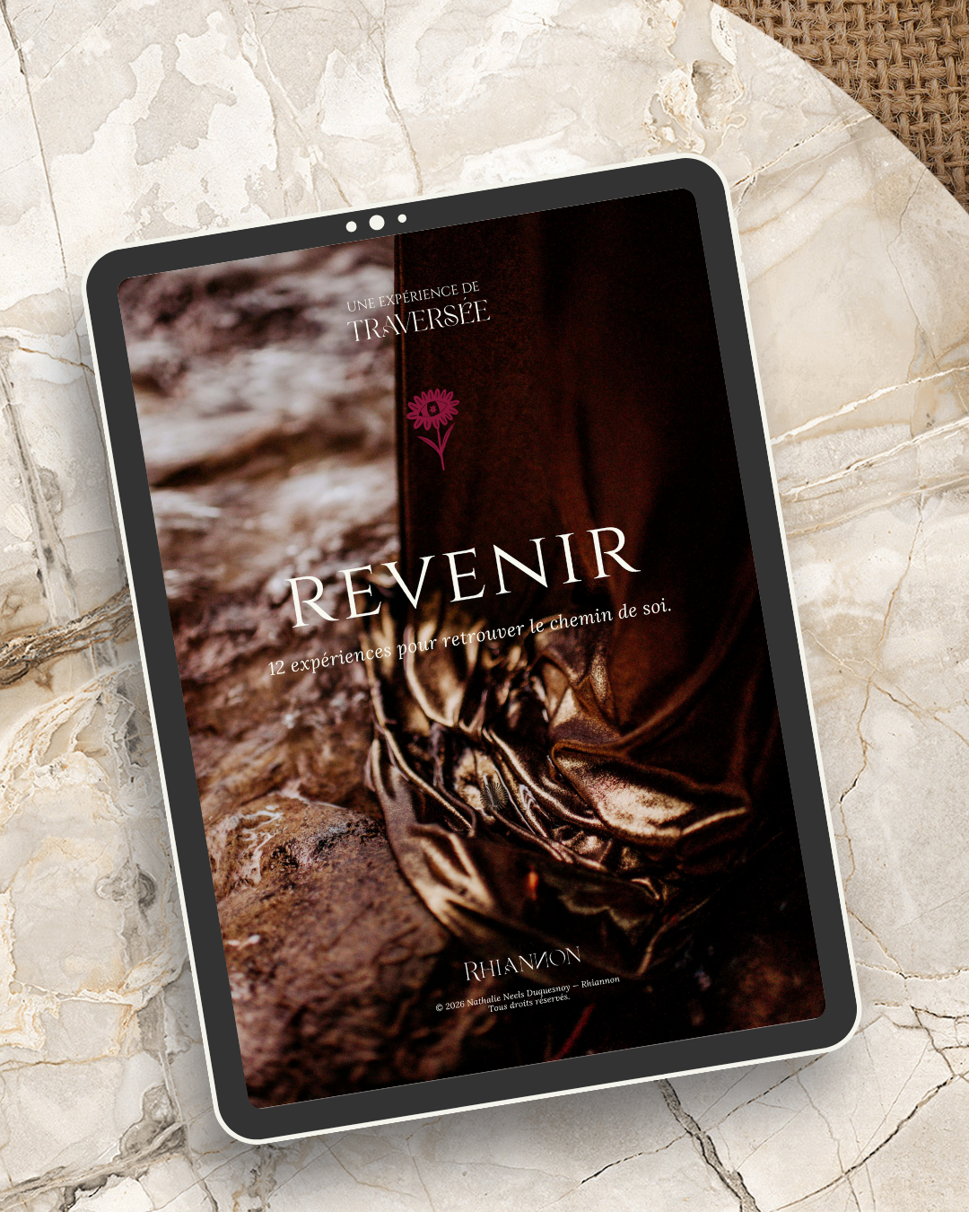 REVENIR — carnet numérique de 43 pages par Rhiannon